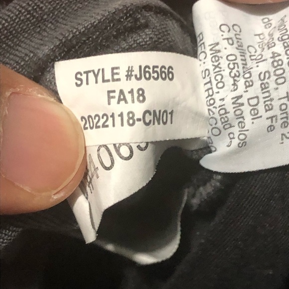 Madewell Cali Demi Boot Jeans Women's 26 in Berkley Black Wash Chewed Hem - Picture 5 of 8